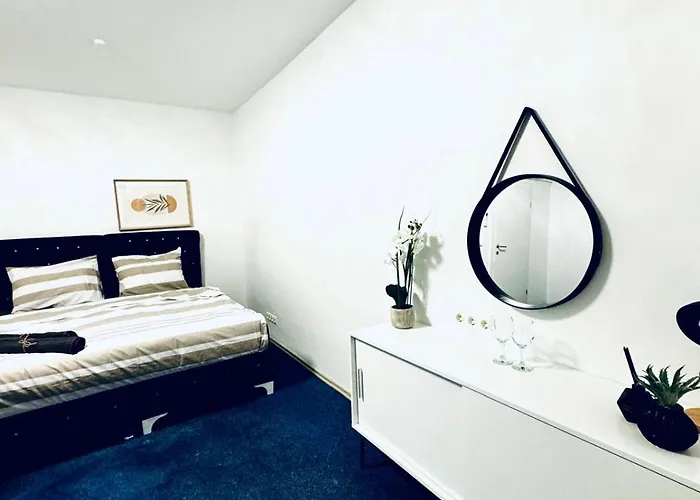 Private In Spacious 7-bedroom Apartment, Prime Location *